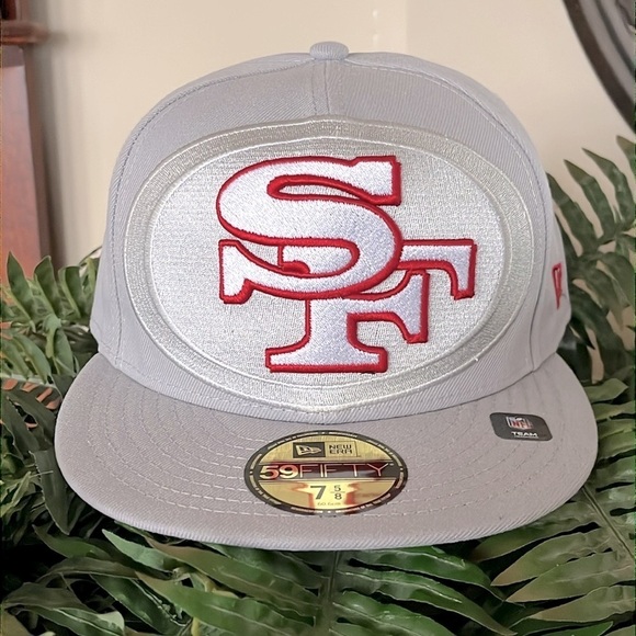 Brand New NEW ERA San Francisco 49ers Light Gray Hat Embroidered Logo Hat NFL - Picture 15 of 15
